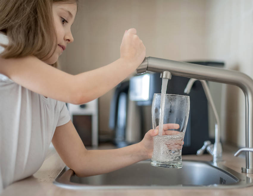 bere acqua dal rubinetto di casa